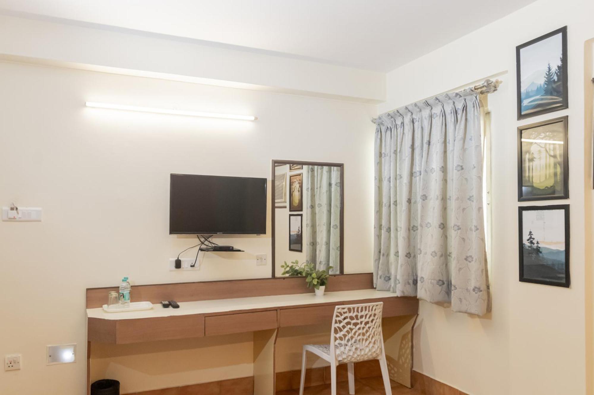 Hotel Telehaus International Bangalore Bagian luar foto