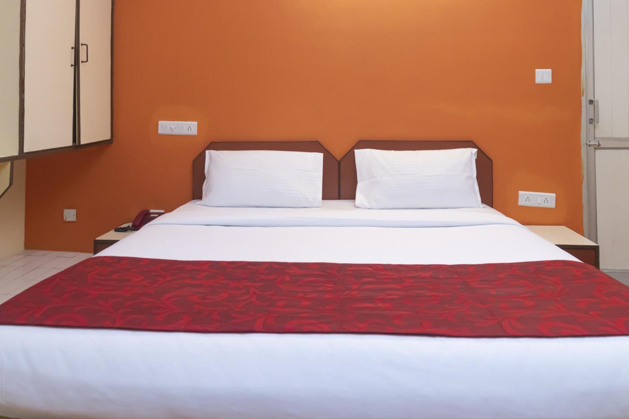 Hotel Telehaus International Bangalore Bagian luar foto