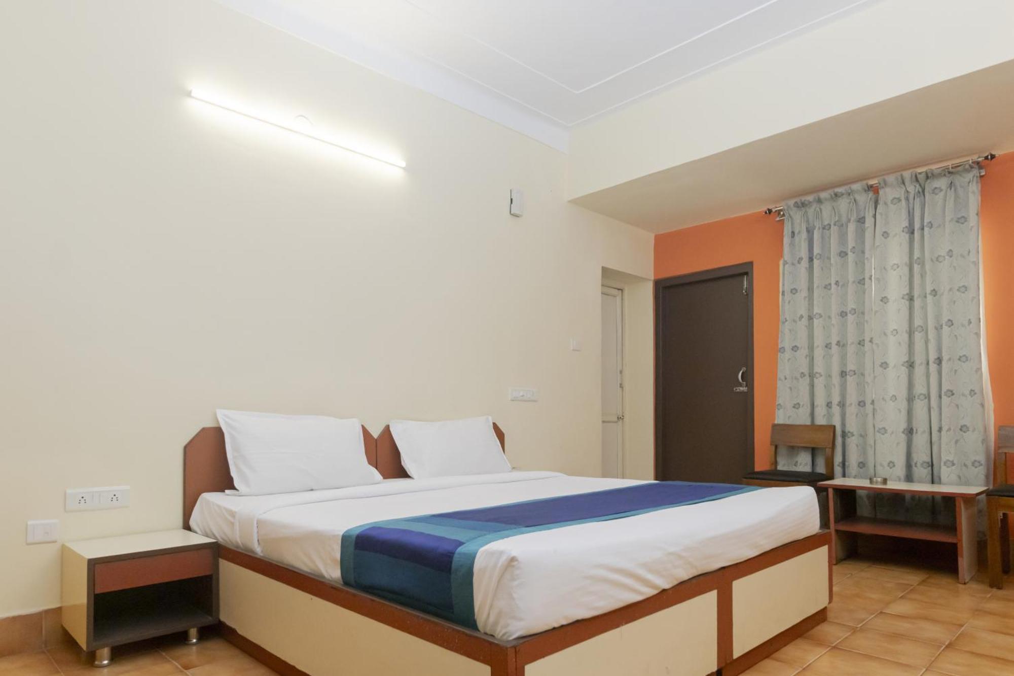 Hotel Telehaus International Bangalore Bagian luar foto